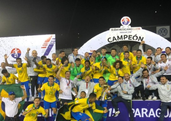 Seleção Brasileira Campeã do Sul-Americano Sub15